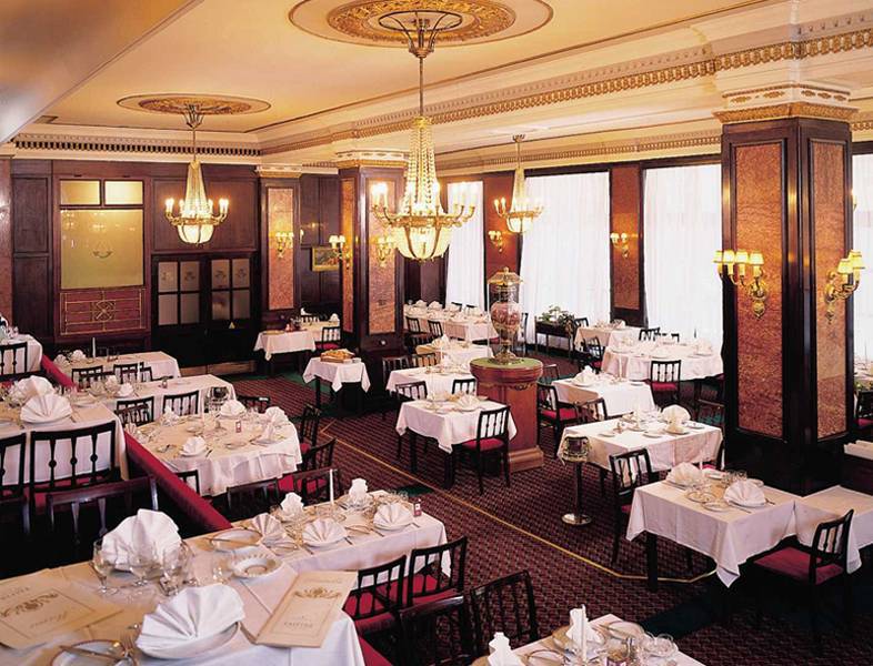 Danubius Astoria Center 4*